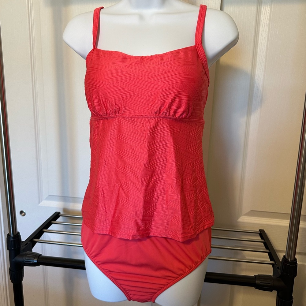 Venus Tankini NWOT